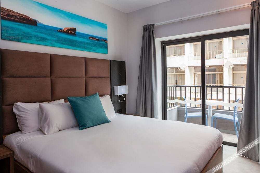 Bora Bora Ibiza Malta Resort - Music Hotel - Adults Only 18 Plus