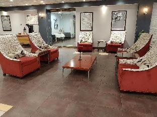 Exton Hotel & Conference Center