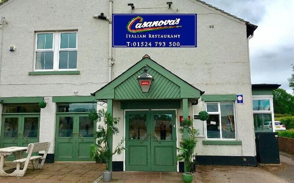 Casanova's Restaurant & Hotel