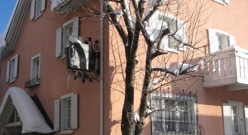 Hotel Alpina