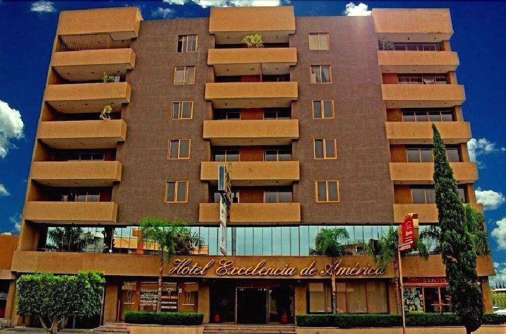 Hotel Excelencia de America
