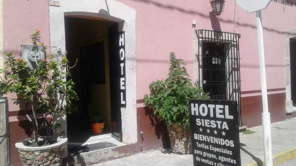 Hotel Siesta Santuario