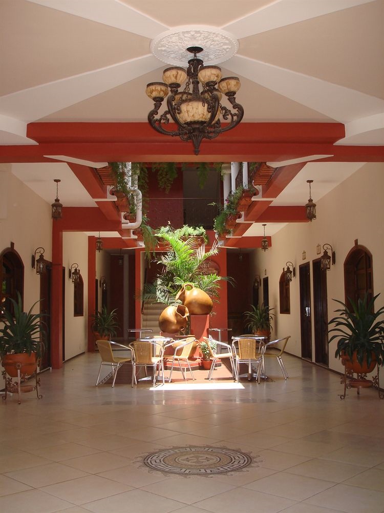 Hotel Real Camino Lenca