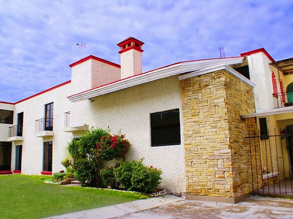 Hotel Real Del Aguila