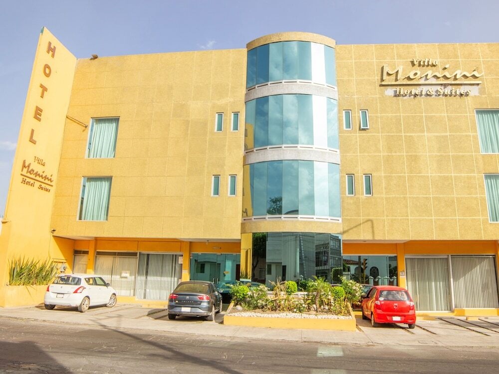 Capital O Hotel Villa Monini