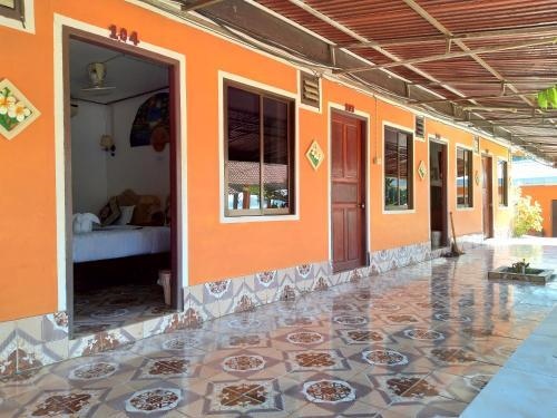 Houayxai Riverside Hotel (Phonevichit Guesthouse)