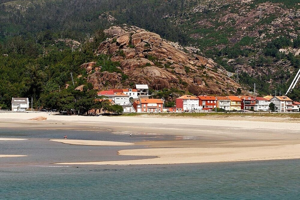 House 3 Bedrooms With Sea Views 101983