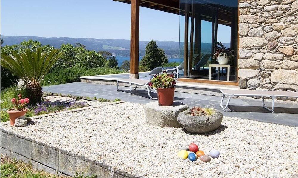 House 3 Bedrooms 107757