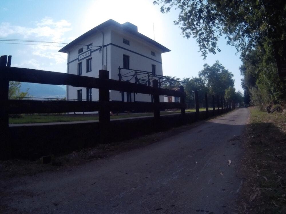 House with 6 Bedrooms in Otañes, with Wonderful Mountain View, Enclosed Garden And Wifi - 4 Km From the Beach