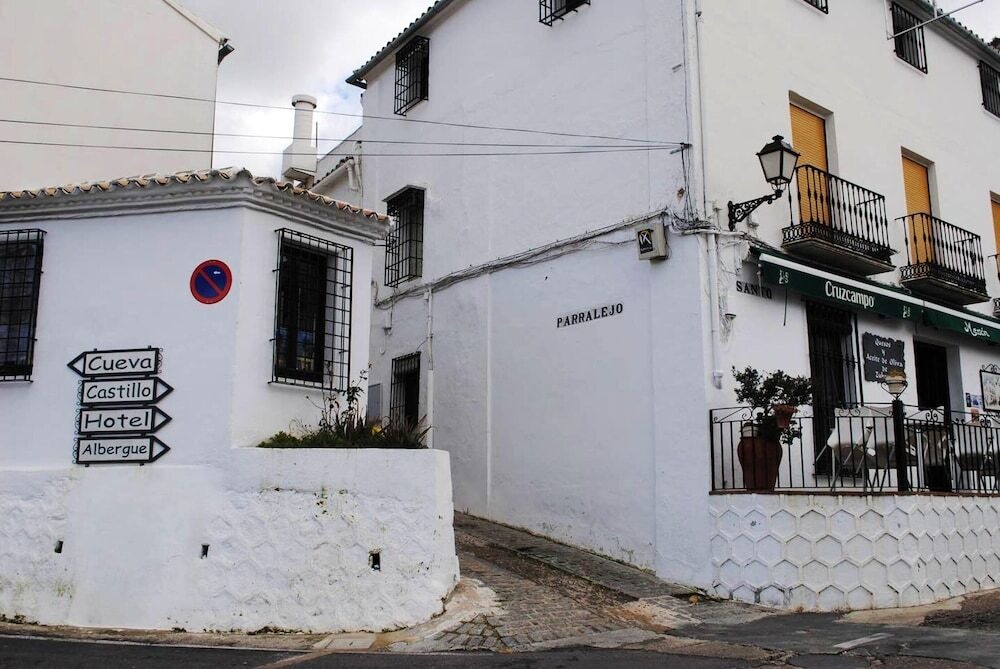 House With 2 Bedrooms in Zuheros, With Wonderful Mountain View and Enclosed Garden