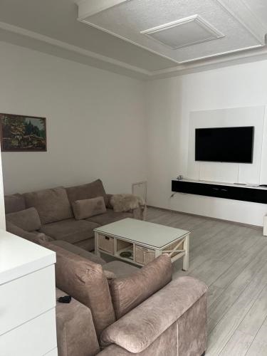 Urban Apartment & Hostel