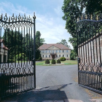 Kavaliershaus Schloss Bad Zwesten