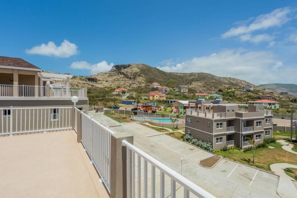 Imperial Bay Beach And Golf Residence