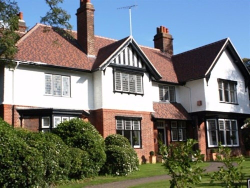 Ixworth House