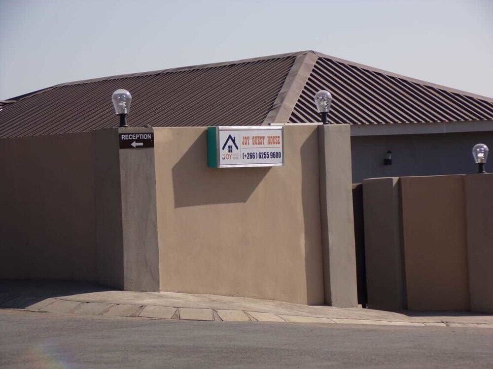 Joy Guesthouse-Seapoint - Adults Only