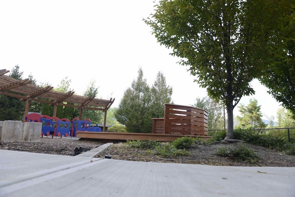 Osprey At Waterscapes By Kelownago