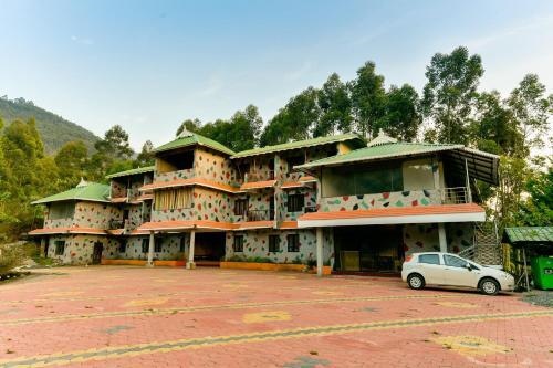 Oyo 22707 Anand Resort Vattavada