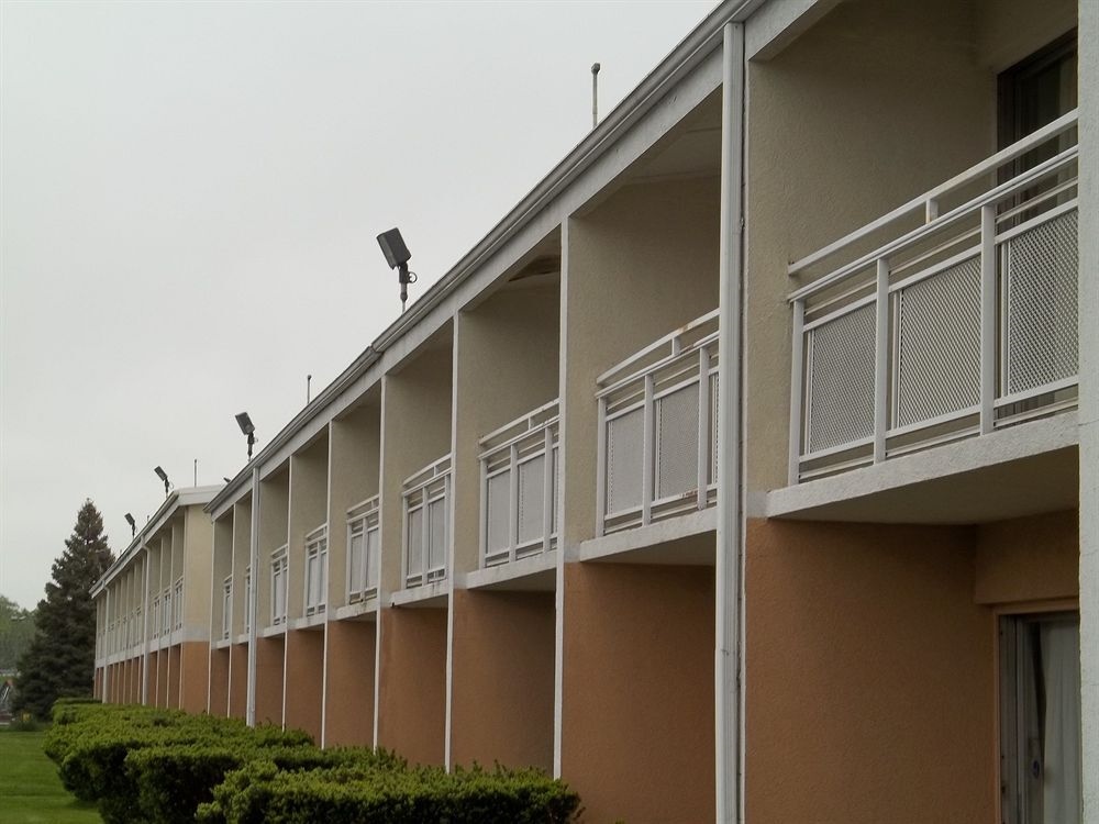 Loyalty Inn Benton Harbor