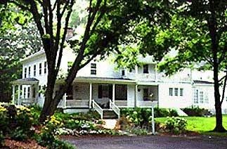 Longwood Country Inn