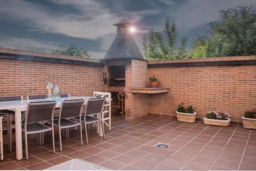 La Estacion Del Rio Lobos