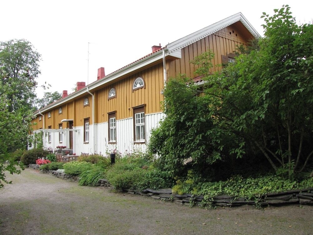 Lepaan Matkailun Iso Rantala