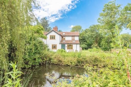 Little Swattesfield Cottage