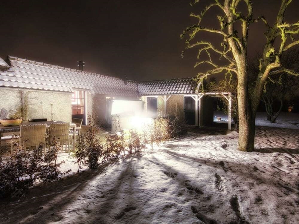 Lush Holiday Home In Oeffelt With 2 Saunas & Jacuzzis