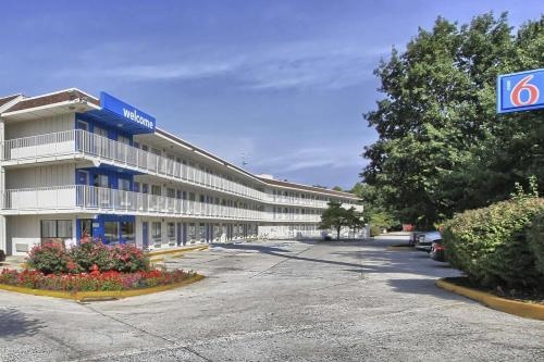 Motel 6 New Cumberland, PA - Harrisburg - Hershey South