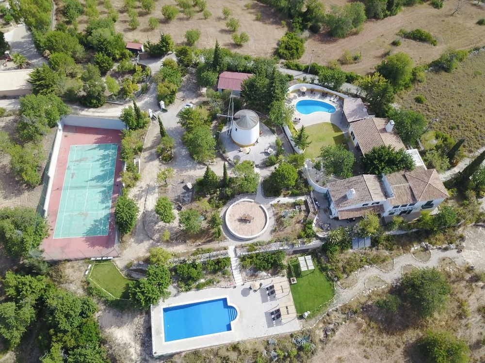 Molinum A Soulful Country House