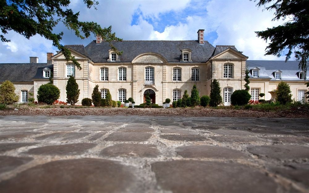 Manoir De Restigne