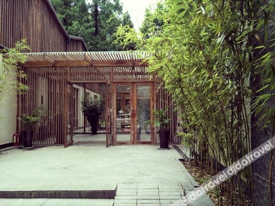 Maojian Boutique Holiday Hotel