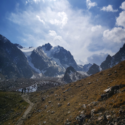 Hym black Mountain Ski Resort